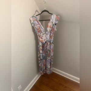Floral- Maxi Dress- open back - Small
